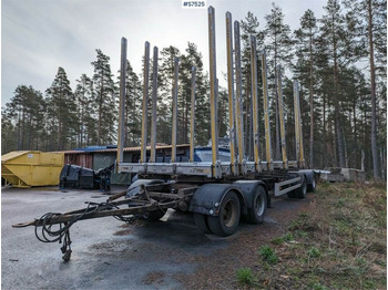 Prikolica za prevoz lesa