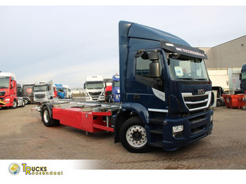 Kontejnerski tovornjak/ Tovornjak z zamenljivim tovoriščem IVECO Stralis