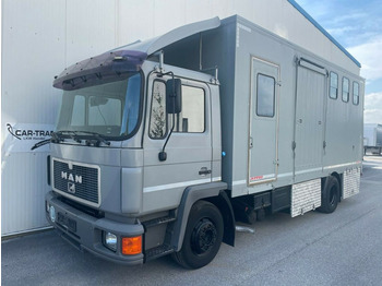 Tovornjak za prevoz konj MAN 12.192