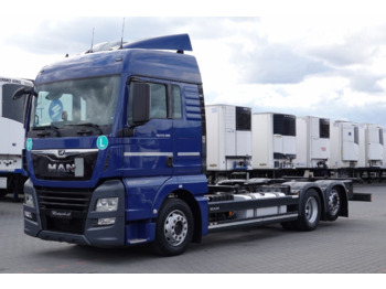 Kontejnerski tovornjak/ Tovornjak z zamenljivim tovoriščem MAN TGX 26.500