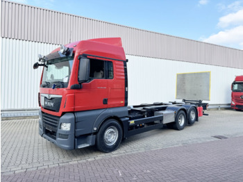 Kontejnerski tovornjak/ Tovornjak z zamenljivim tovoriščem MAN TGX 26.510