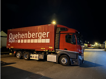 Kontejnerski tovornjak/ Tovornjak z zamenljivim tovoriščem MERCEDES-BENZ