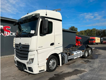 Kontejnerski tovornjak/ Tovornjak z zamenljivim tovoriščem MERCEDES-BENZ Actros 2545