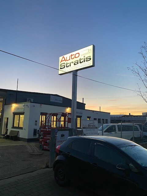 AutoStratis - Dostavna vozila - Leto: 2020, 4x4, dvižna ploščad zadaj undefined: slika 3