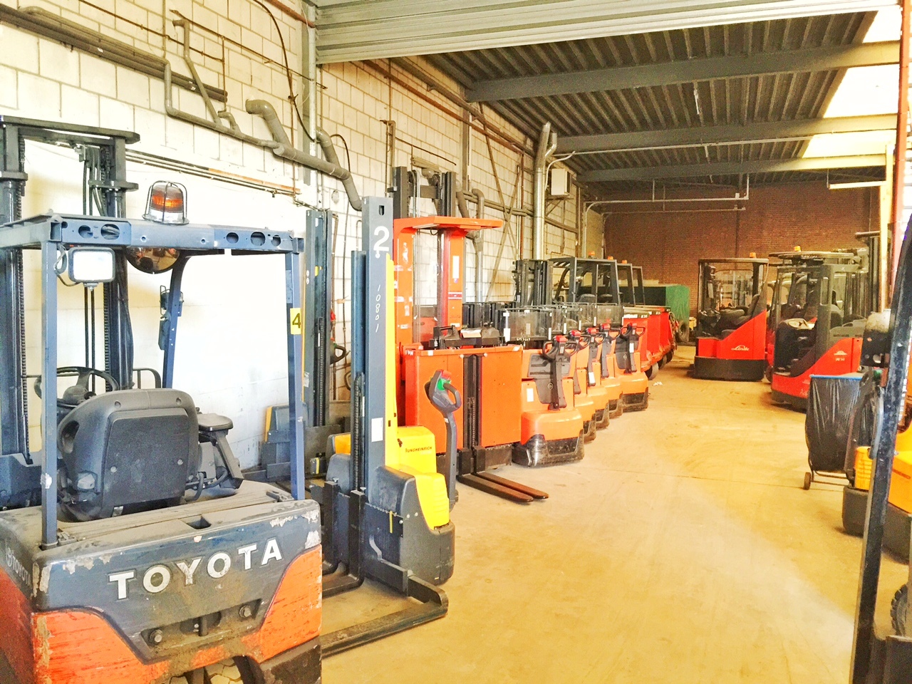 Van den Bosch vorkheftrucks B.V. - vozila za prodajo undefined: slika 5