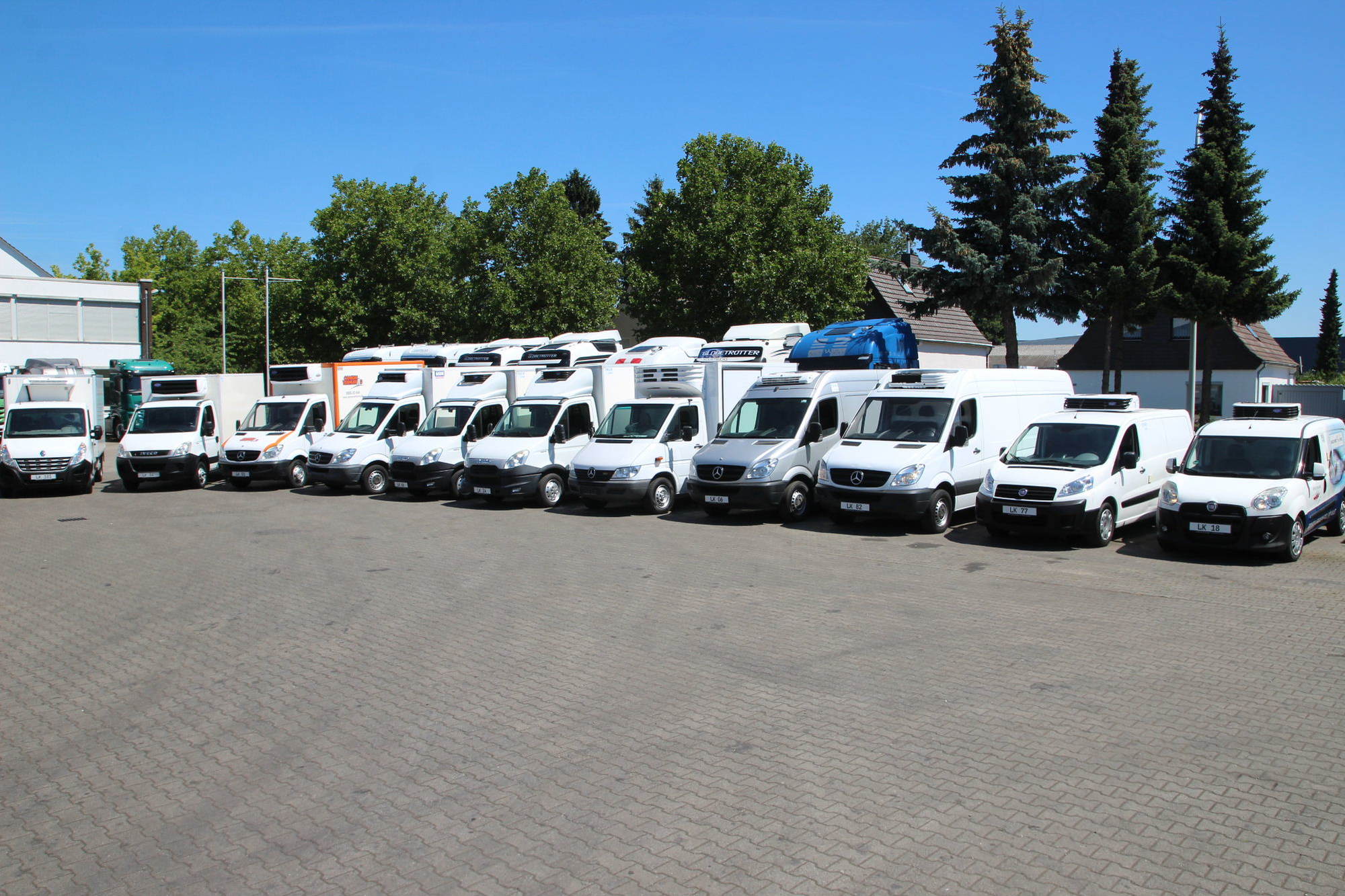 Yourtrucks GmbH - vozila za prodajo undefined: slika 4