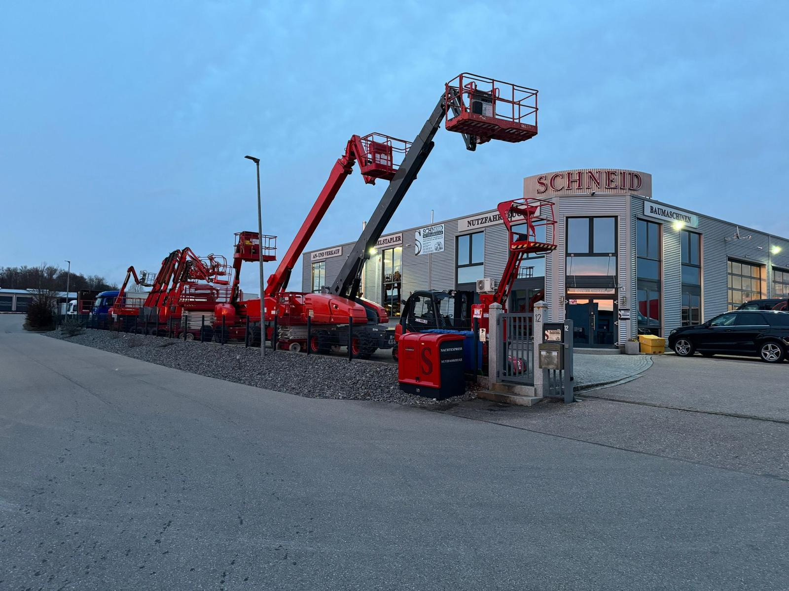 Schneid Nutzfahrzeuge GmbH & CO. KG - vozila za prodajo undefined: slika 1