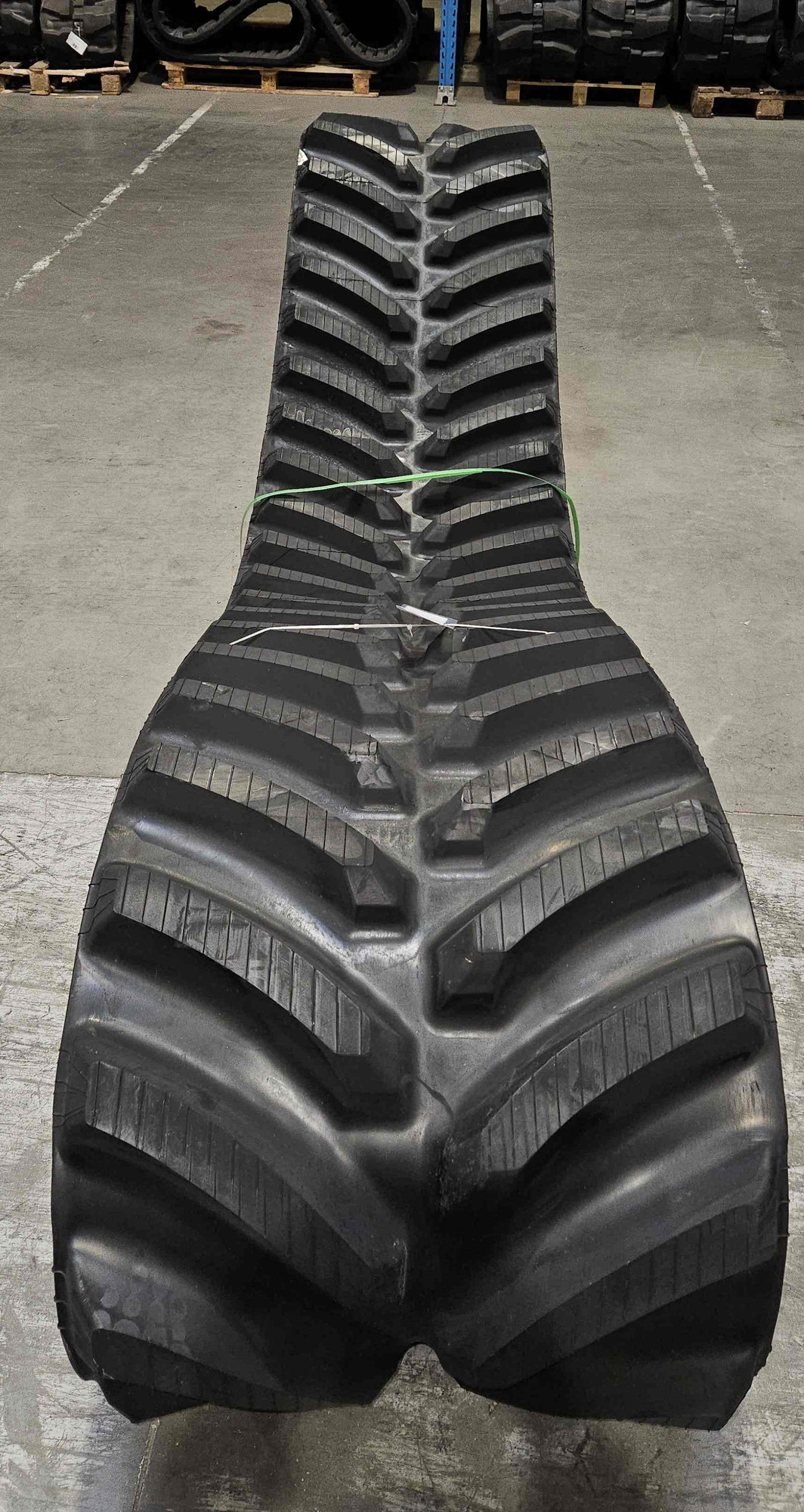 LEACH LEWIS RUBBER TRACKS LIMITED undefined: slika 8