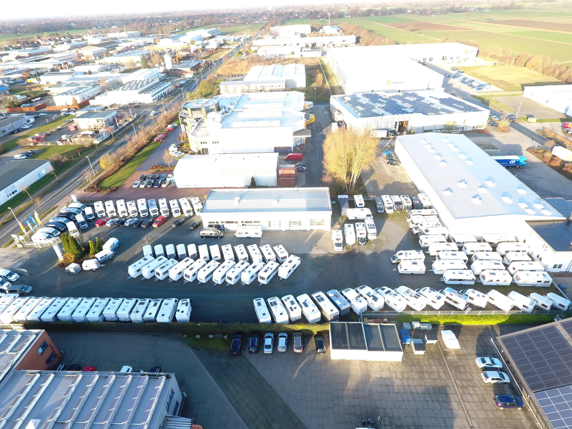 Caravan + Freizeit Voertmann GmbH undefined: slika 4