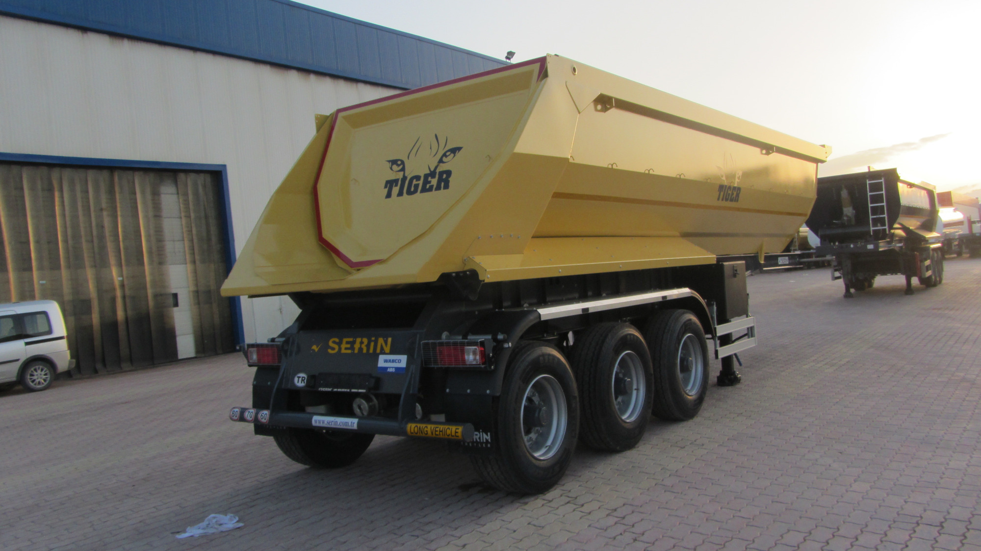 Serin Trailer undefined: slika 8