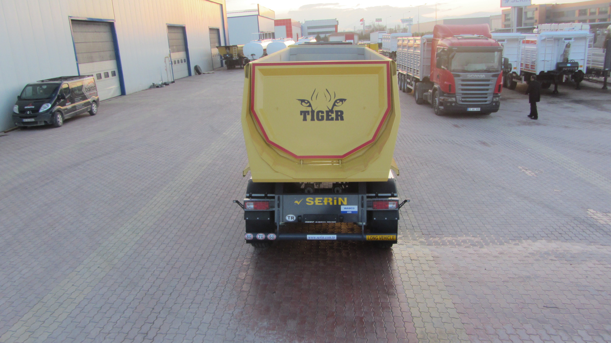 Serin Trailer undefined: slika 11