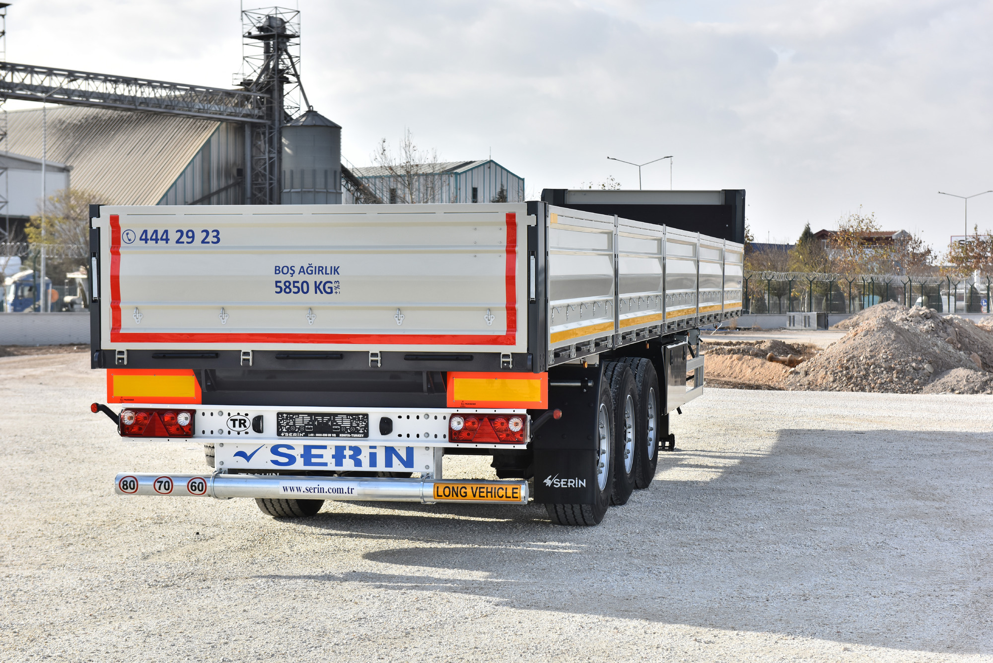 Serin Trailer undefined: slika 17