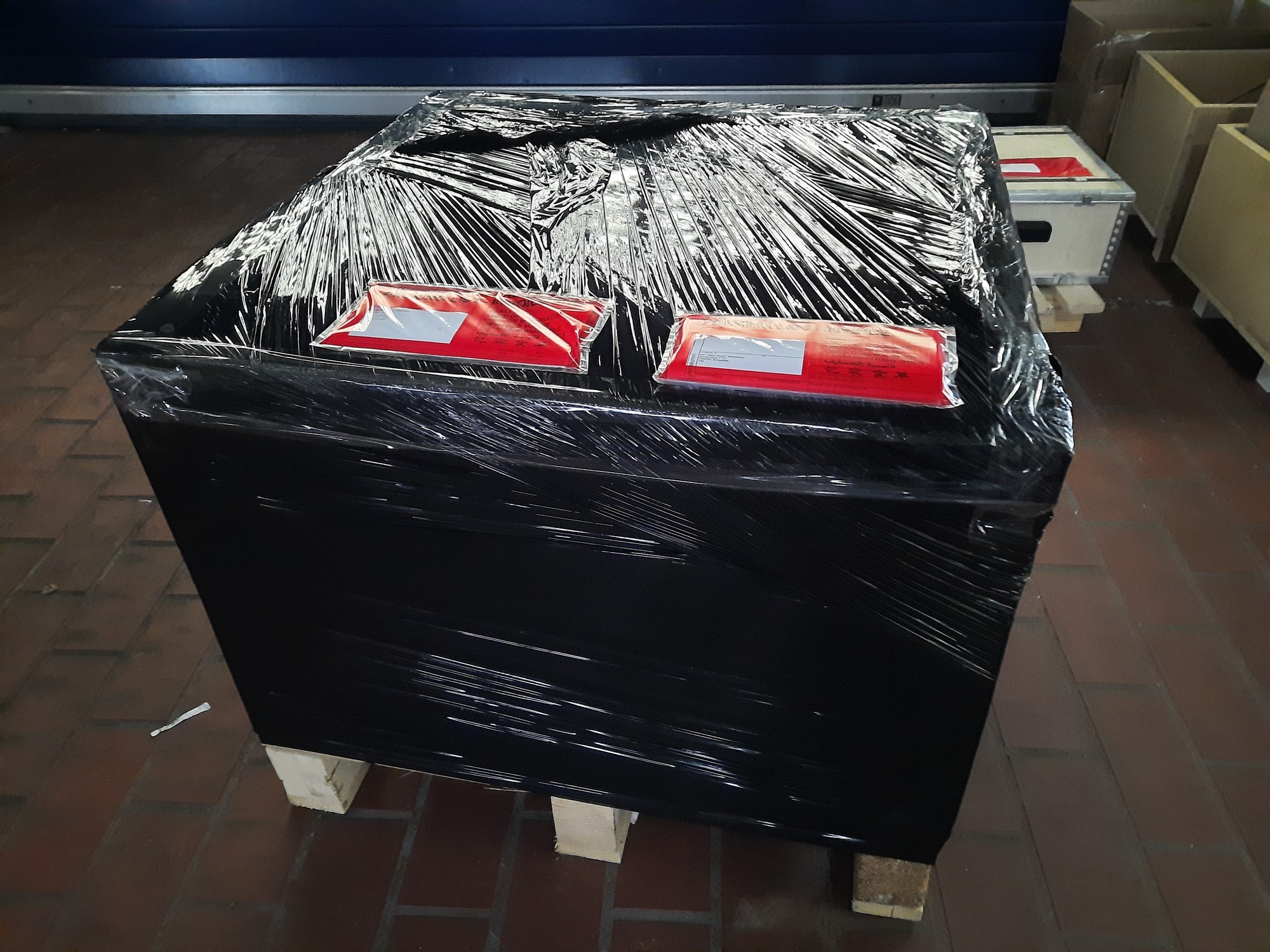 IPS GmbH undefined: slika 4