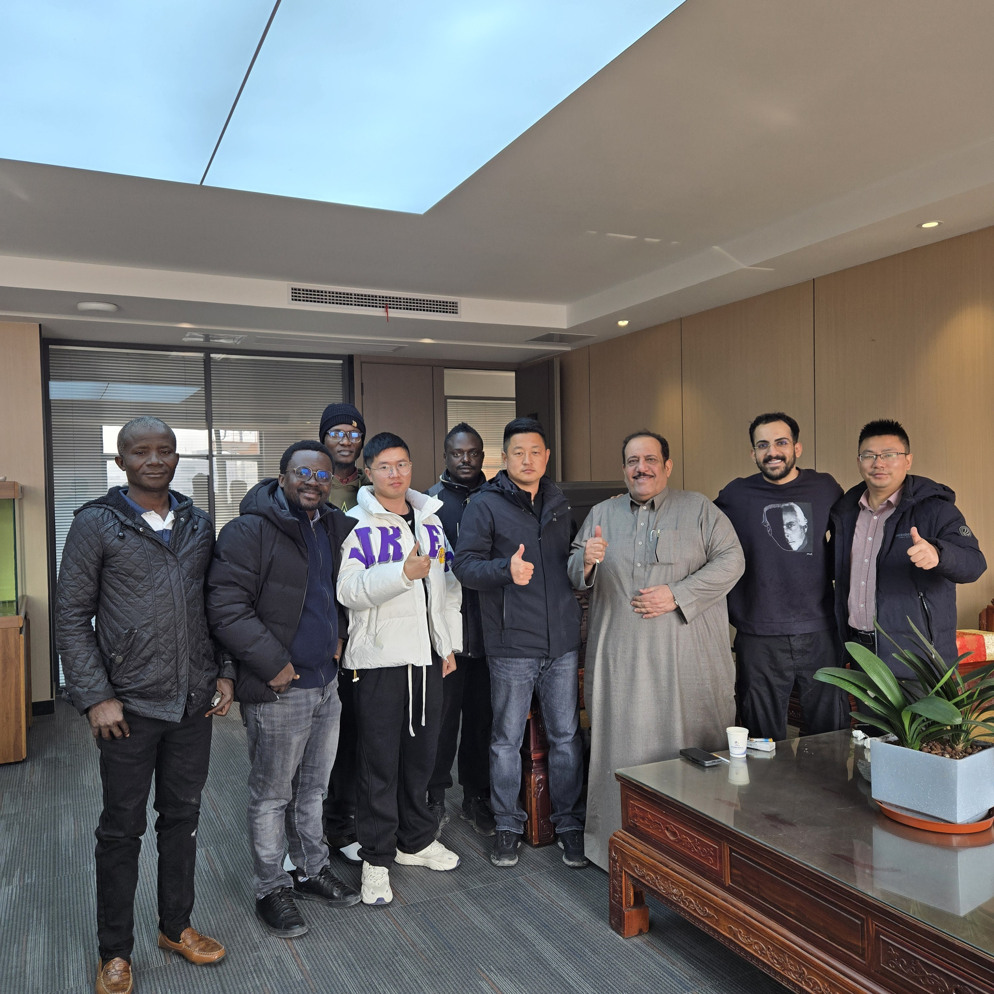 Toaks International Trading Company - Gradbeni stroji CATERPILLAR 980 undefined: slika 5