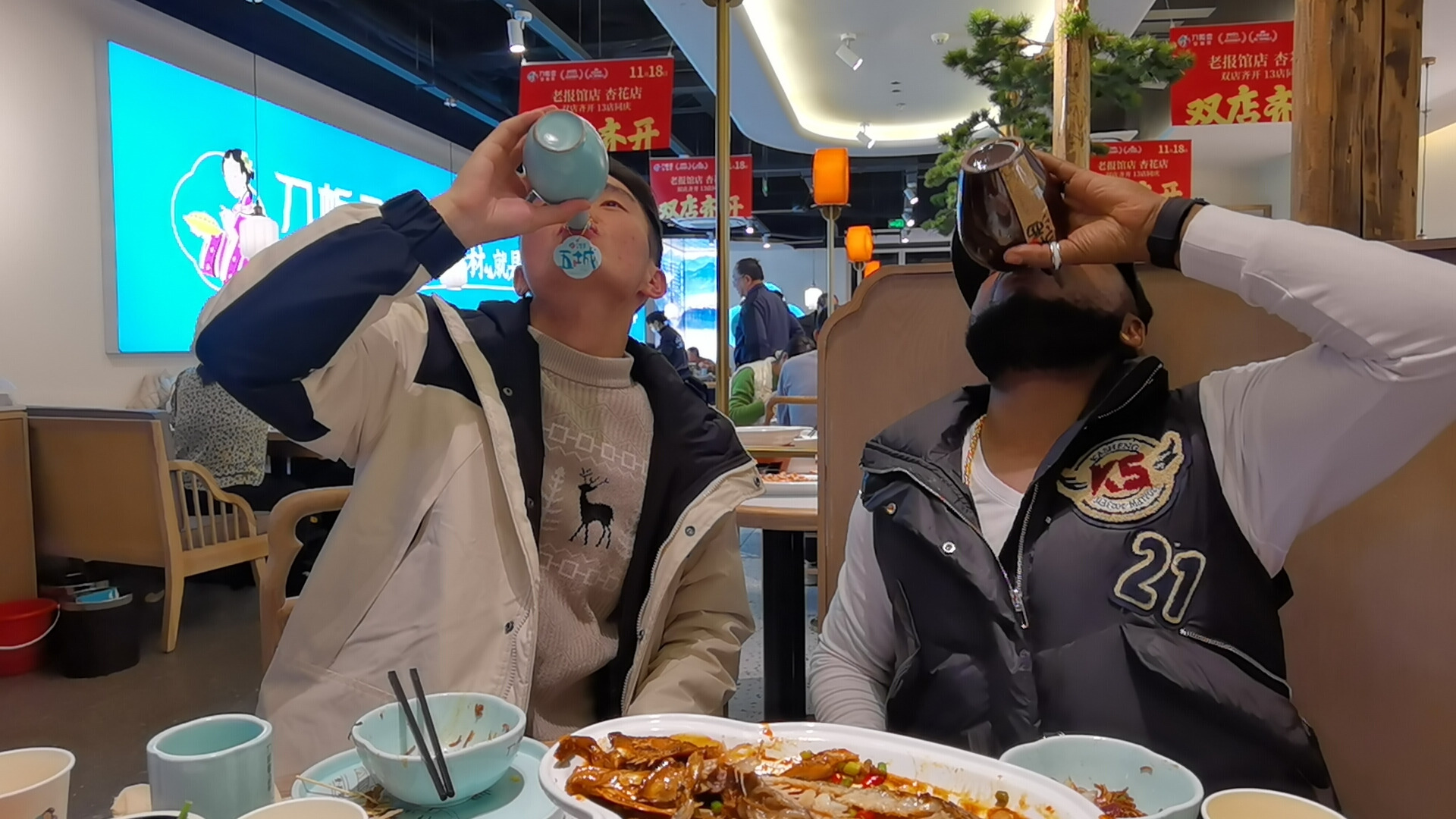 Toaks International Trading Company - Gradbeni stroji CATERPILLAR 980 undefined: slika 8