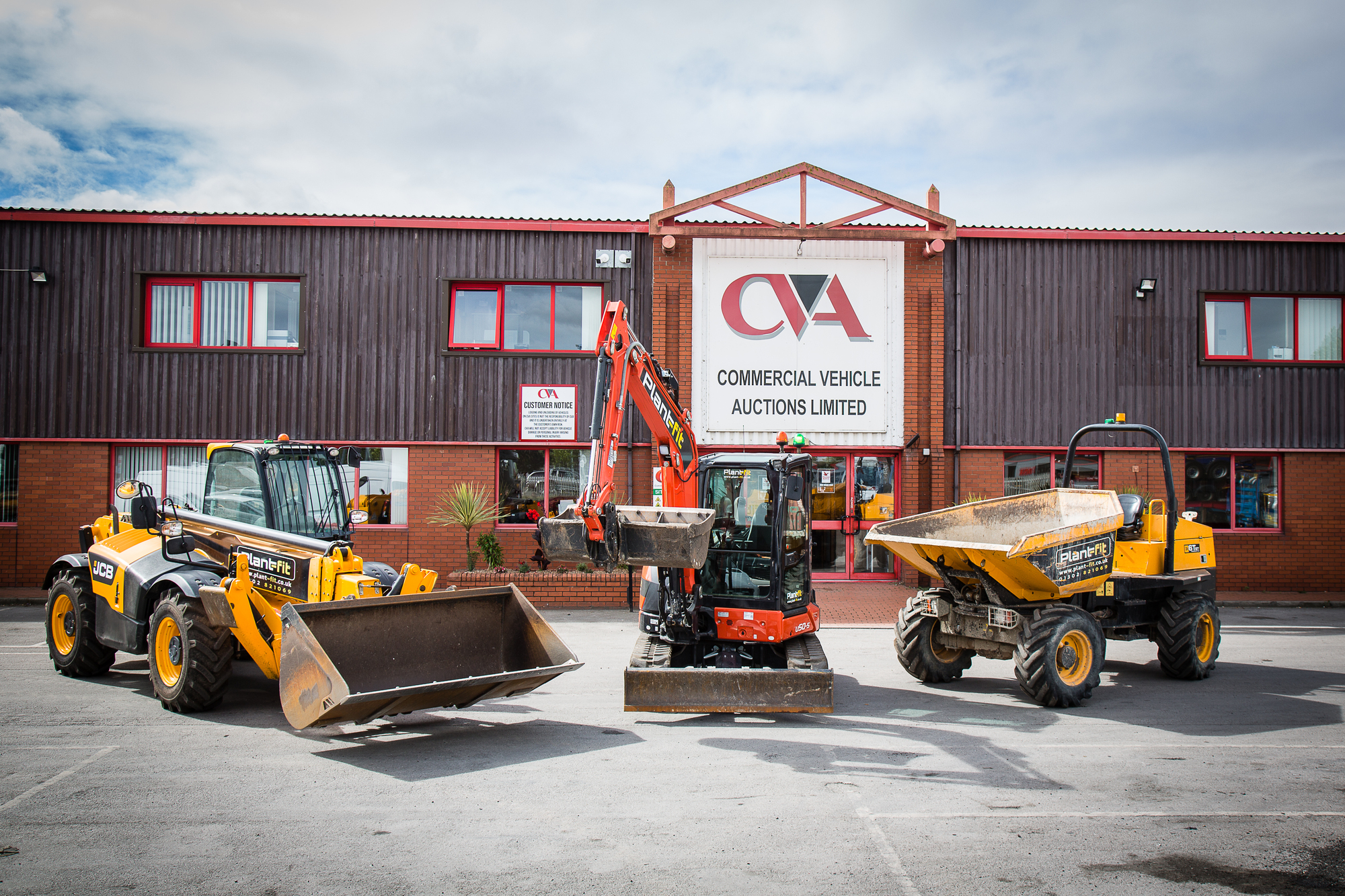 COMMERCIAL VEHICLE AUCTIONS LIMITED - Kmetijski stroji - Leto: 2020 undefined: slika 3