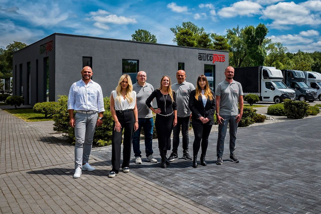 AUTO-PLUS DEALER undefined: slika 4