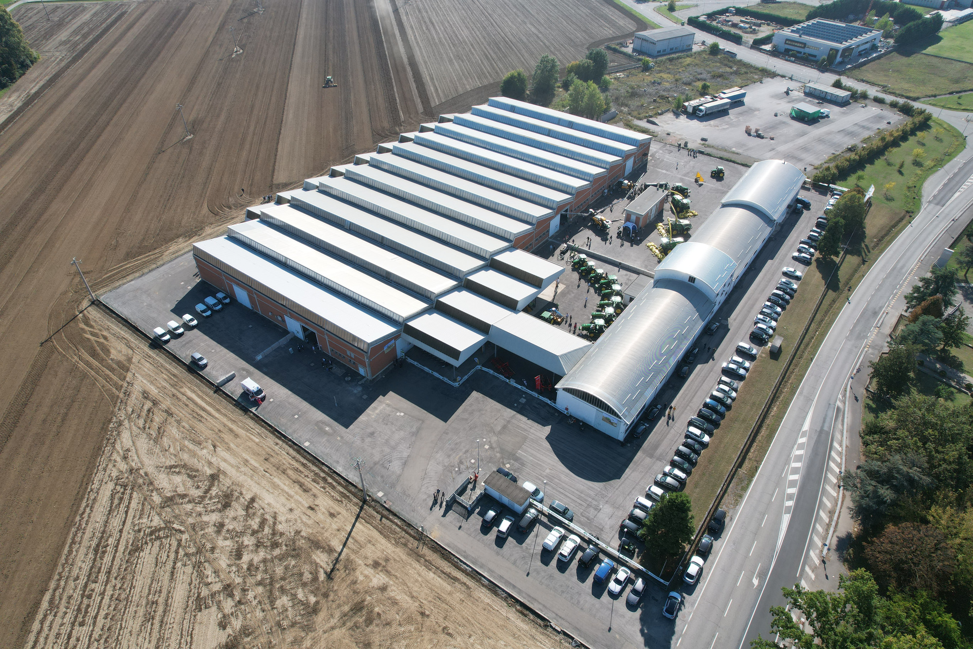 AGRIBERTOCCHI S.R.L. - Oprema za rokovanje z materiali MERLO undefined: slika 2