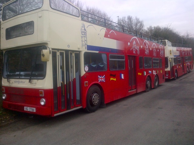 USED COACH SALES LTD - Avtobusi undefined: slika 2