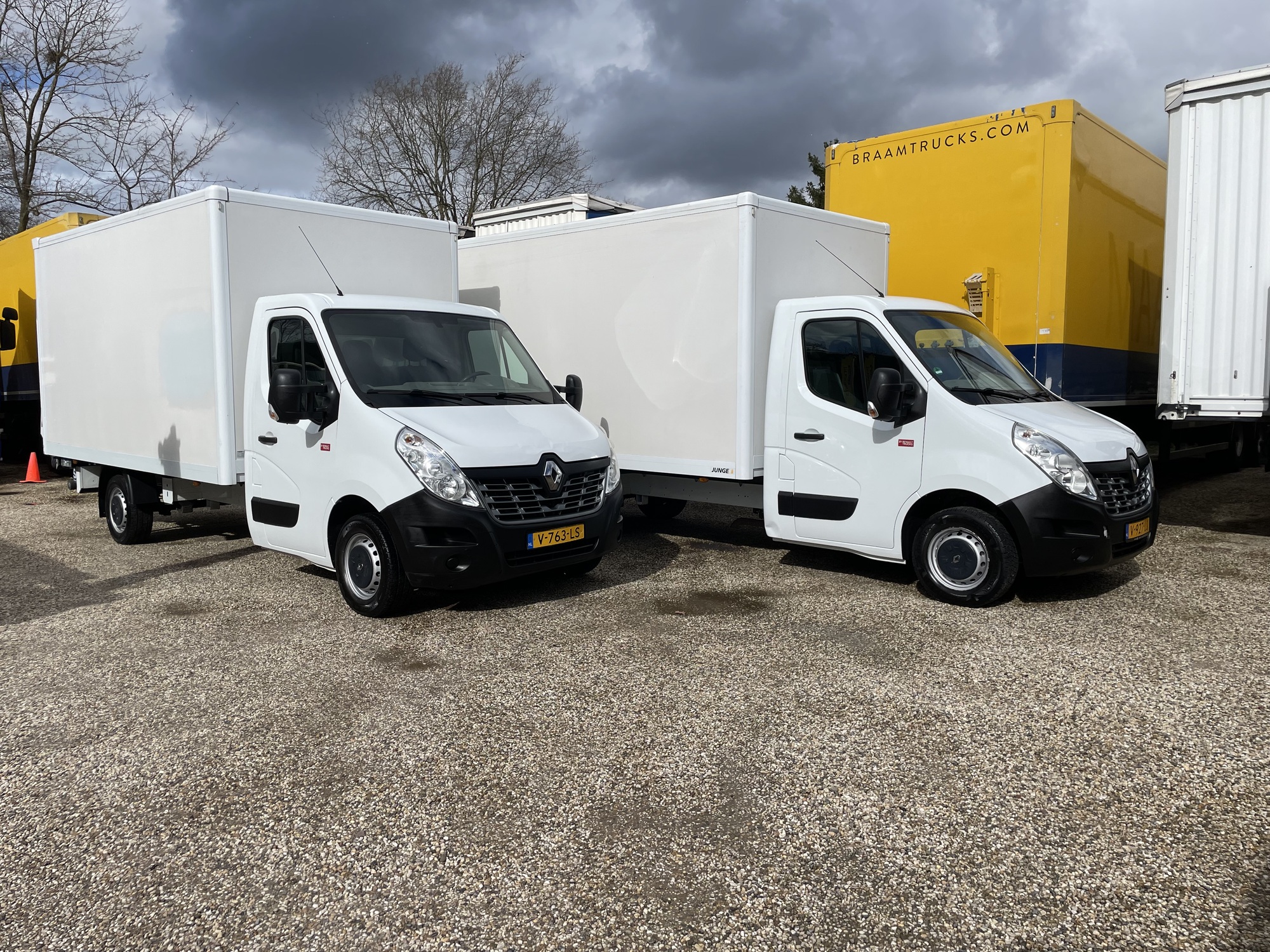 BRAAM TRUCKS & TRAILER VERHUUR B.V. - vozila za prodajo undefined: slika 17