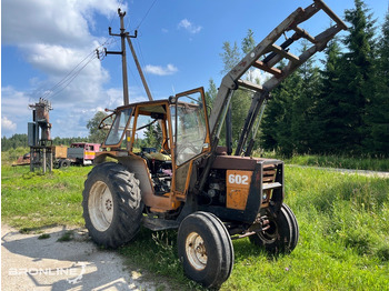 Traktor VALMET