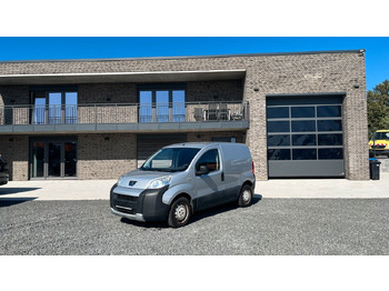 Avtomobil PEUGEOT