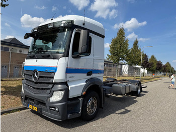 Tovornjak-šasija MERCEDES-BENZ Actros