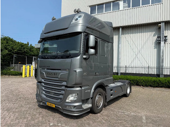 Vlačilec DAF XF 460