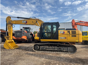 Bager goseničar CATERPILLAR 320D3