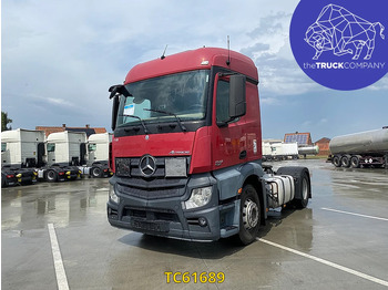 Vlačilec MERCEDES-BENZ Actros 1842