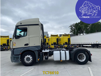 Vlačilec MERCEDES-BENZ Actros 1843