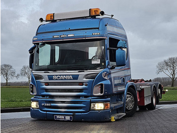 Kotalni prekucni tovornjak SCANIA P 320