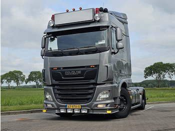 Vlačilec DAF XF 530