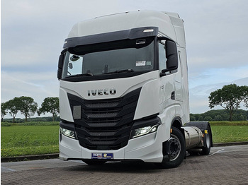 Vlačilec IVECO Stralis