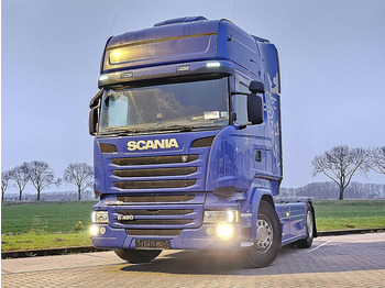 Vlačilec SCANIA R 490