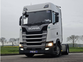 Vlačilec SCANIA S 450