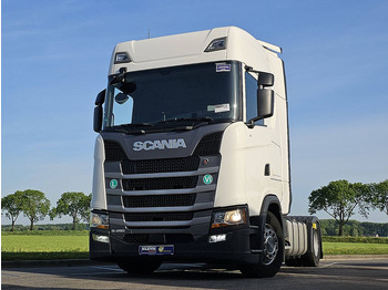Vlačilec SCANIA S 450