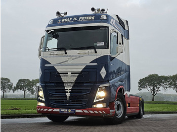 Vlačilec VOLVO FH 500