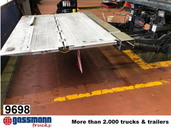 Dvižna ploščad zadaj