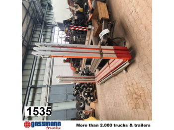 Tovornjak za prevoz lesa