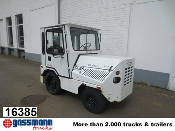 Traktor za prevoz prtljage