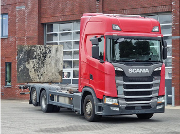 Kontejnerski tovornjak/ Tovornjak z zamenljivim tovoriščem SCANIA S 500