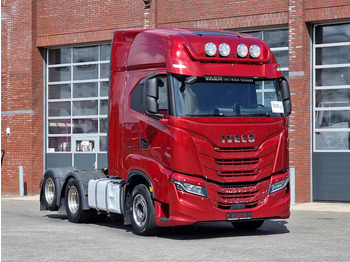 Vlačilec IVECO S-WAY