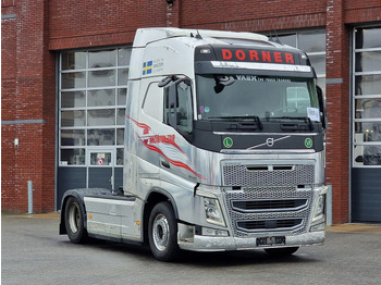 Vlačilec VOLVO FH13 500