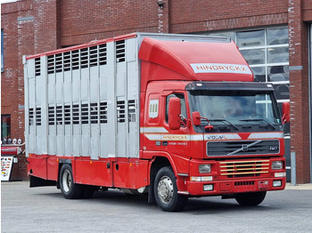 Tovornjak za prevoz živine VOLVO FL