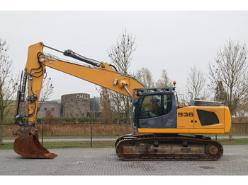 Rušilni bager LIEBHERR R 936