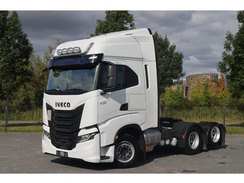 Vlačilec IVECO S-WAY