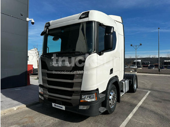 Vlačilec SCANIA R 450