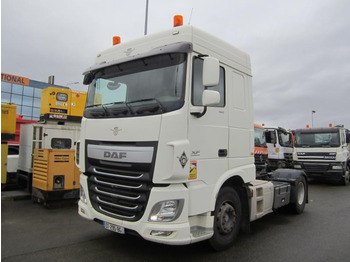 Vlačilec DAF XF 105 460