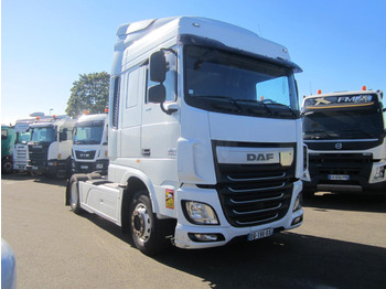 Vlačilec DAF XF 105 460